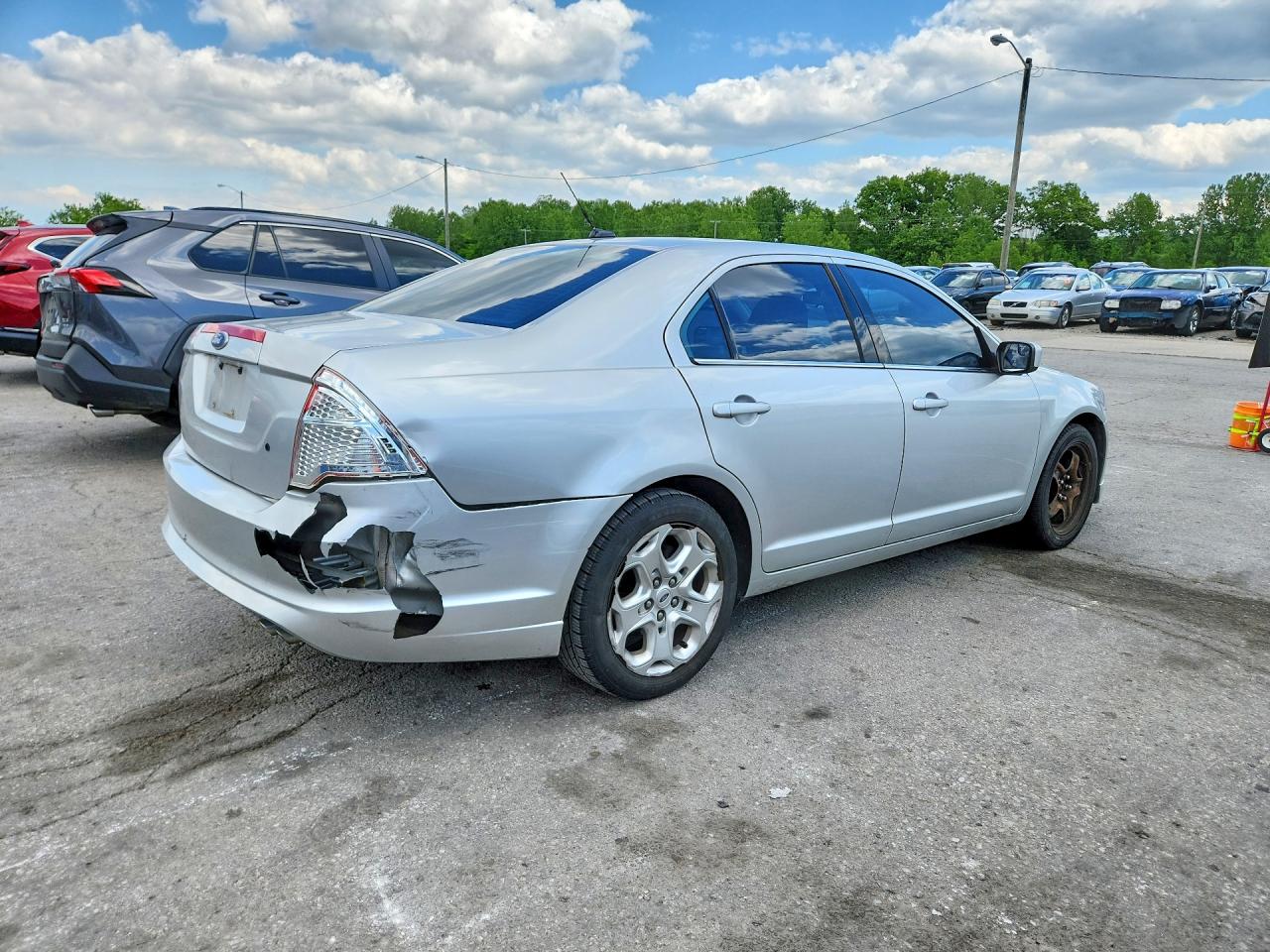2011 FORD FUSION SE photo 5