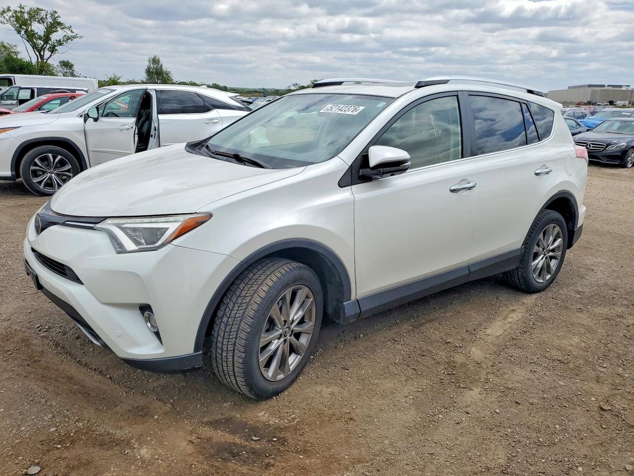 2016 TOYOTA RAV4