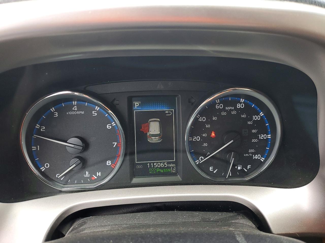 2016 TOYOTA RAV4 LIMITED photo 17