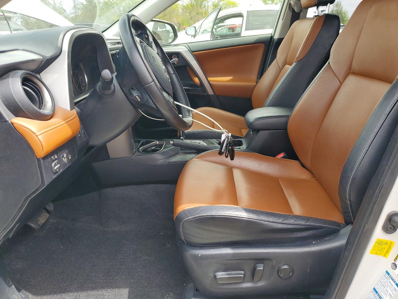 2016 TOYOTA RAV4 LIMITED photo 13