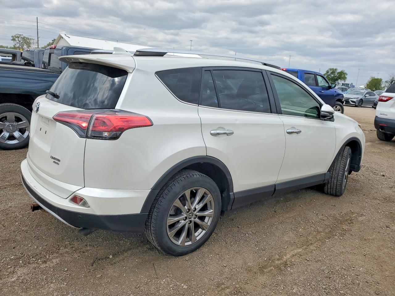 2016 TOYOTA RAV4 LIMITED photo 5