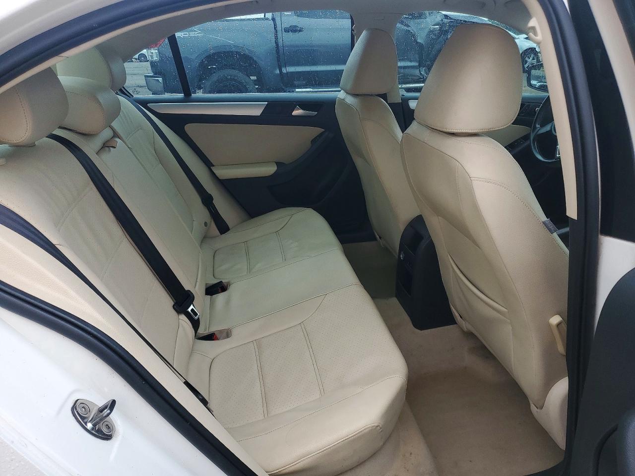 2013 VOLKSWAGEN JETTA SE photo 10