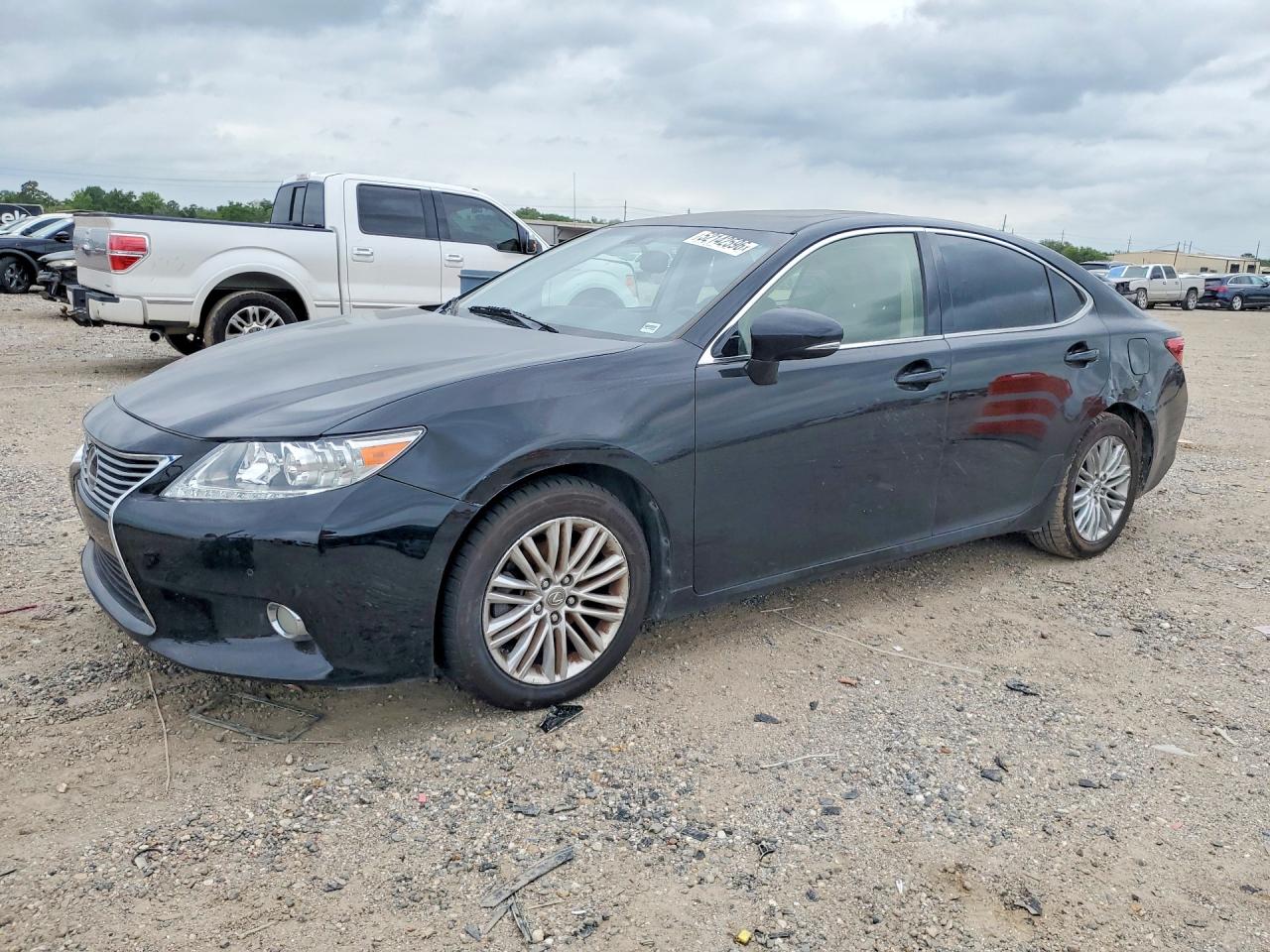 2013 LEXUS ES