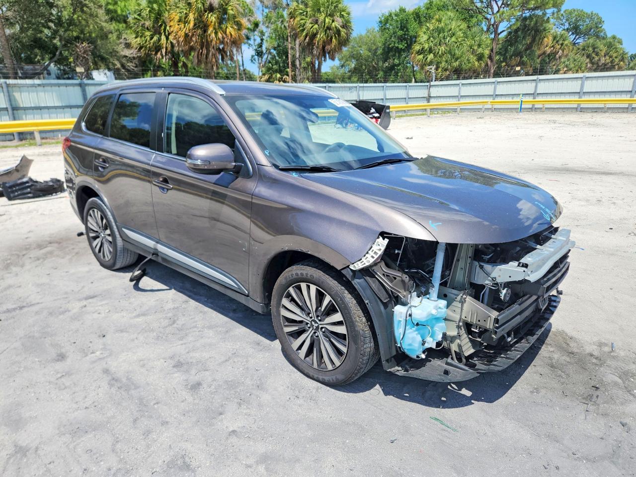 2019 MITSUBISHI OUTLANDER SE photo 7