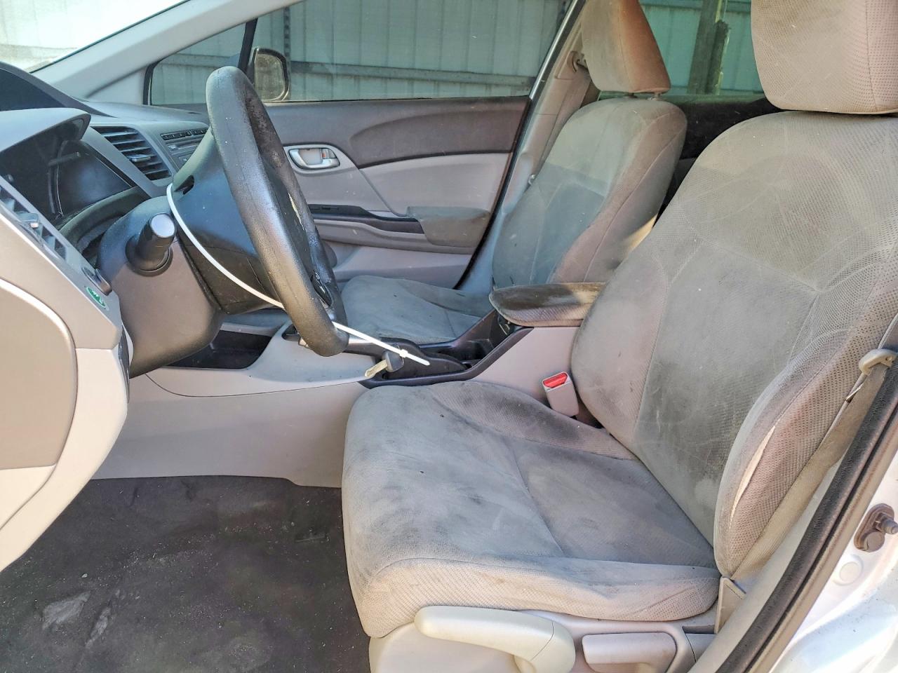 2012 HONDA CIVIC LX photo 13