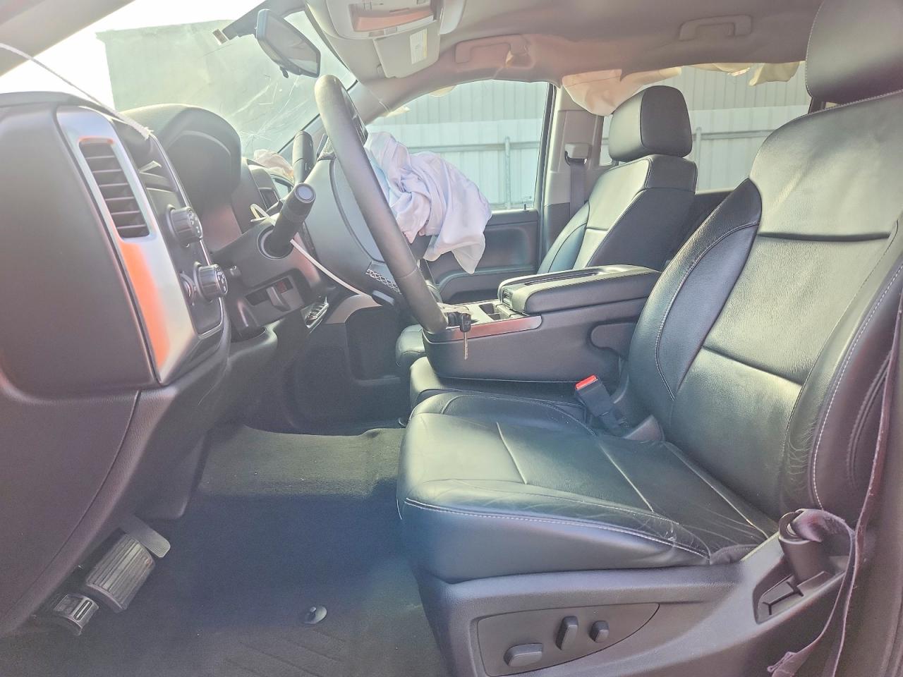 2016 CHEVROLET SILVERADO K1500 LT photo 13