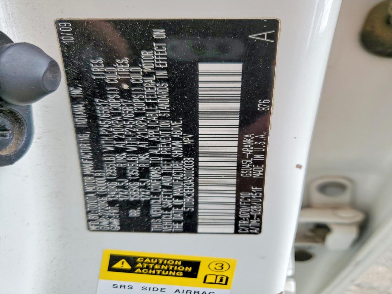 2010 TOYOTA HIGHLANDER BASE photo 13