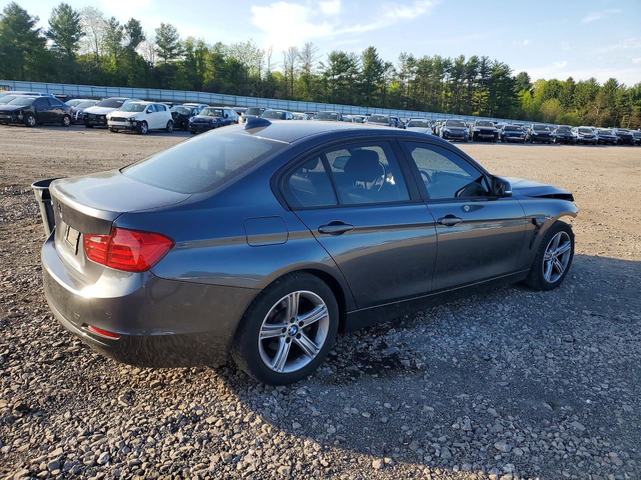 2014 BMW 320 I XDRIVE photo 3