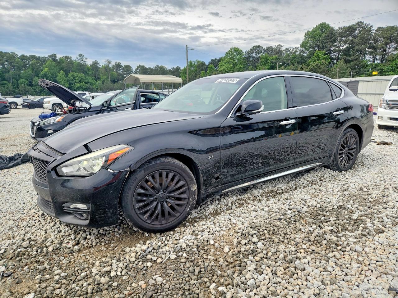 2016 INFINITI Q70L