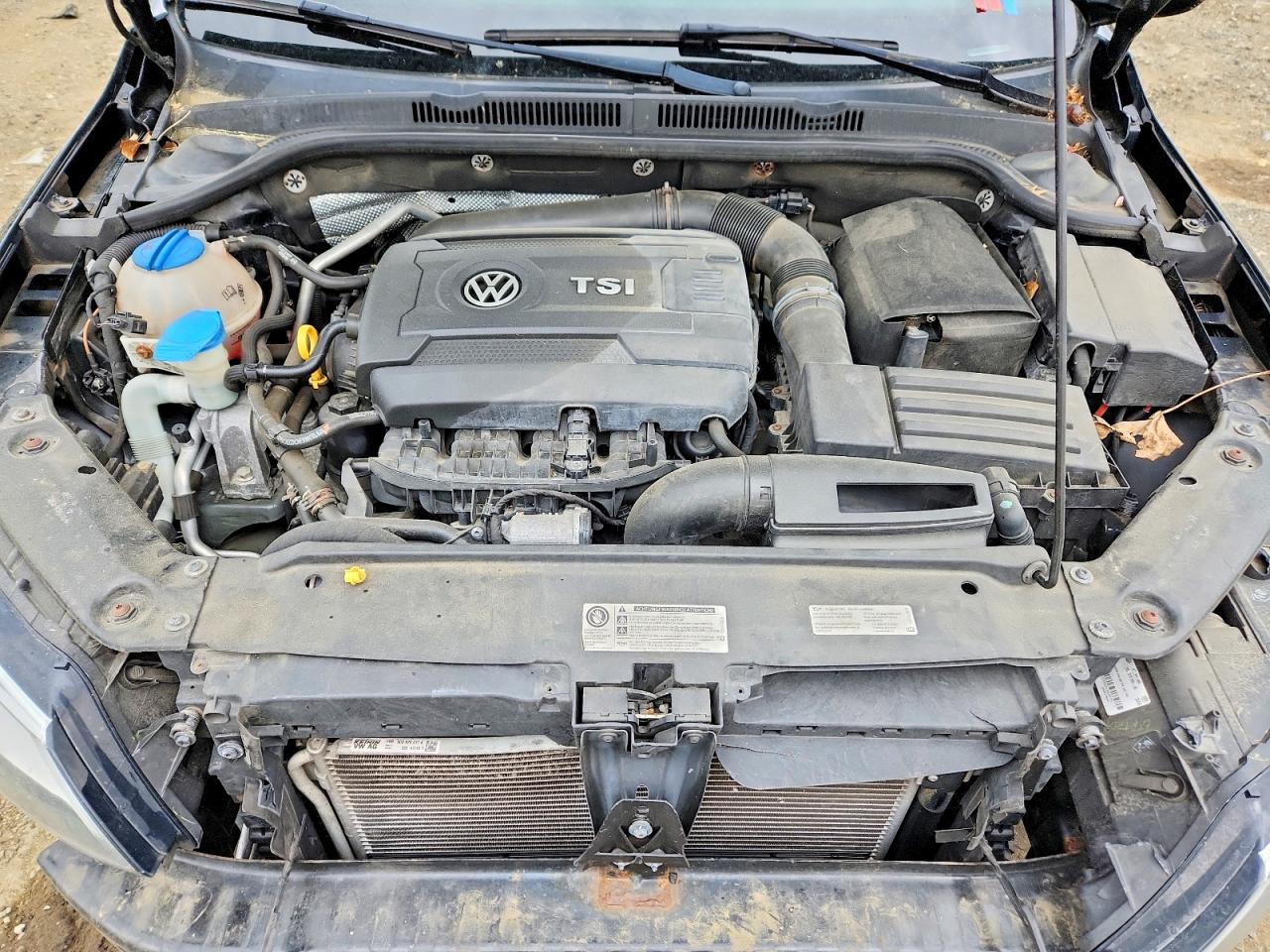 2016 VOLKSWAGEN JETTA SPORT photo 11