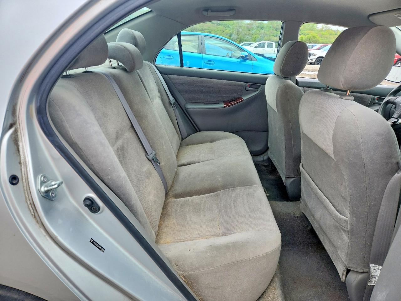 2006 TOYOTA COROLLA LE photo 19