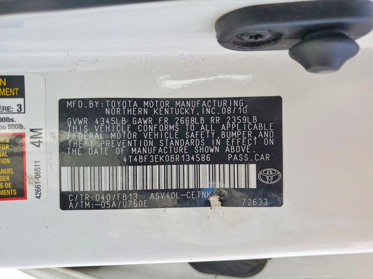 2011 TOYOTA CAMRY LE photo 34