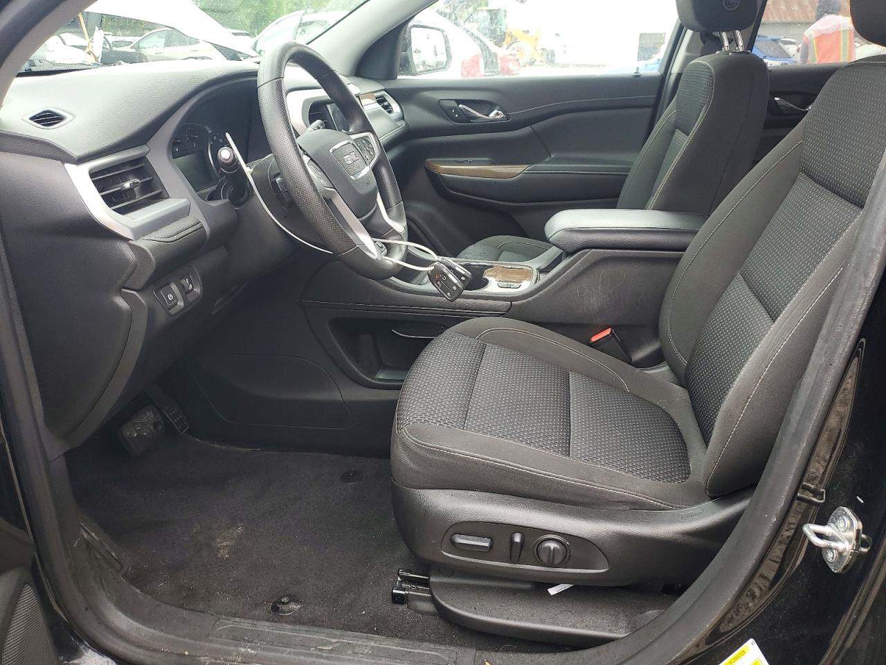 2021 GMC ACADIA SLE photo 13