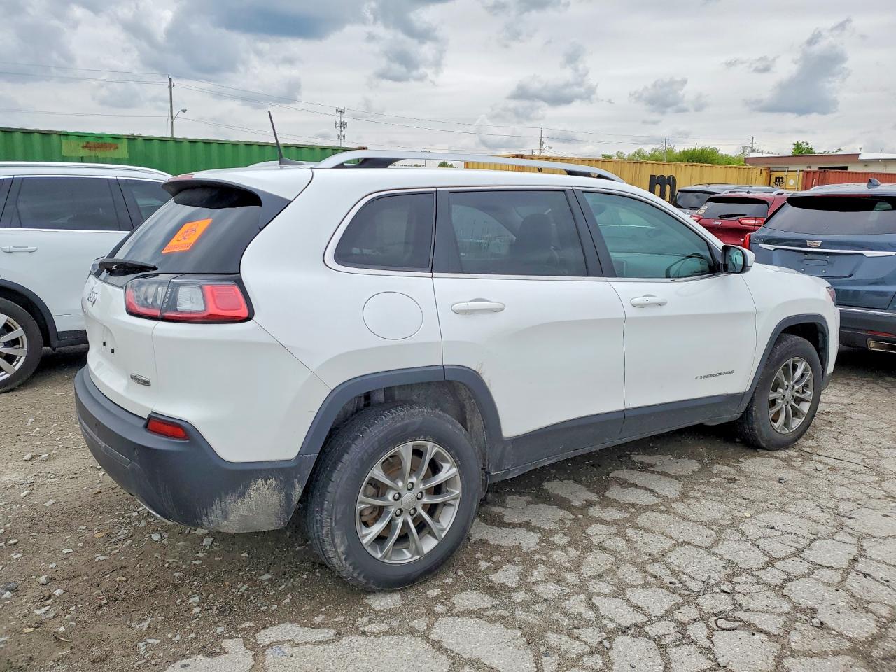 2021 JEEP CHEROKEE LATITUDE LUX photo 5