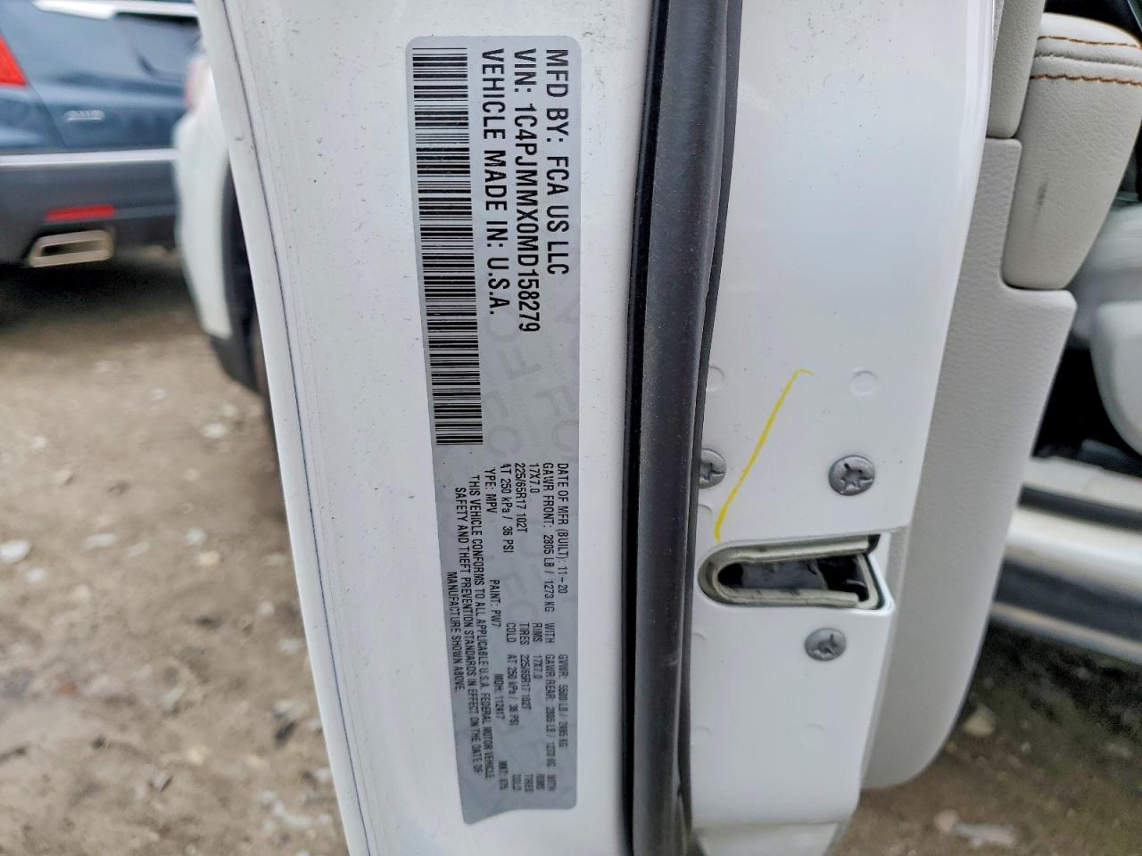 2021 JEEP CHEROKEE LATITUDE LUX photo 25
