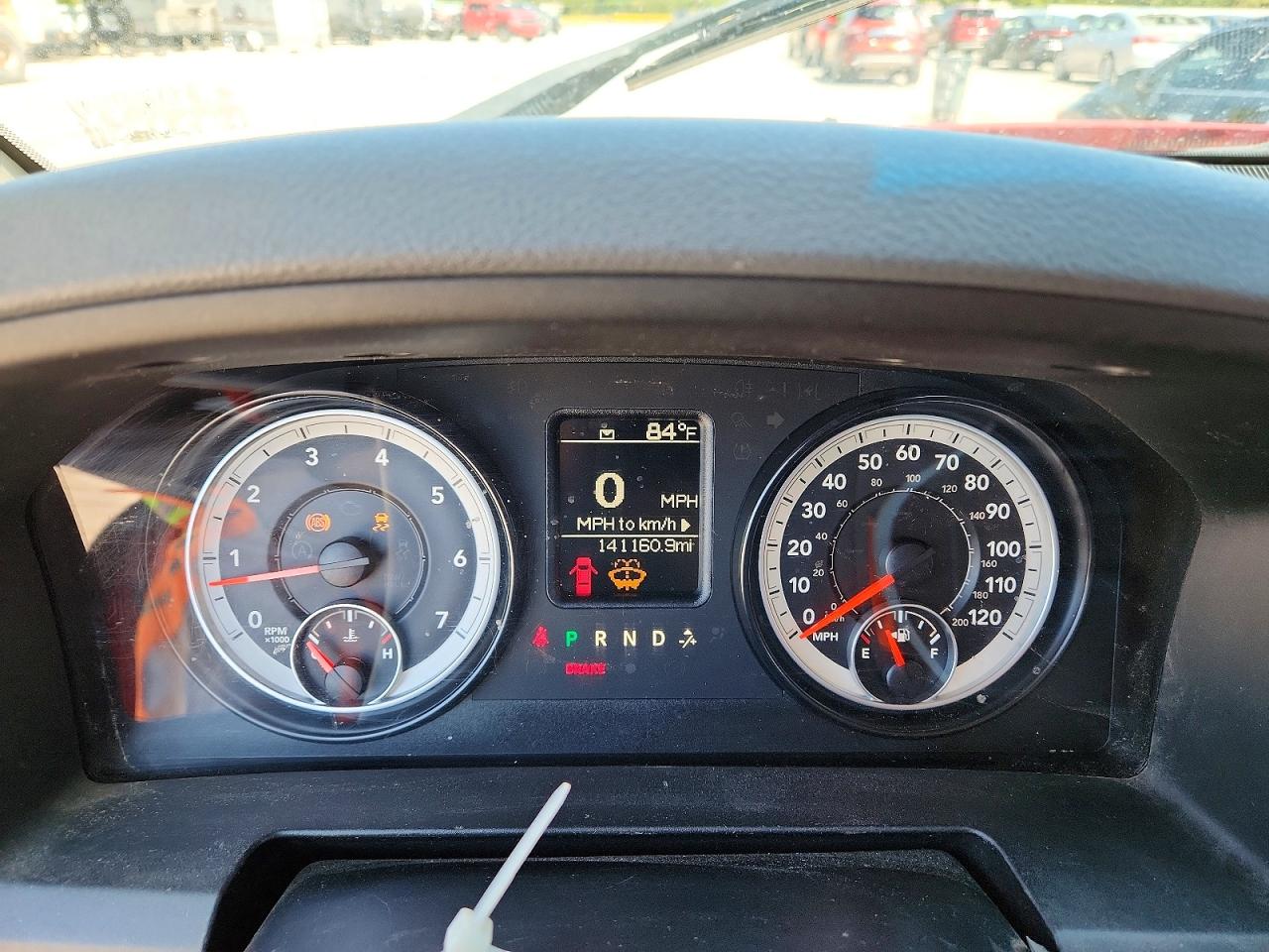 2014 RAM 1500 ST photo 9