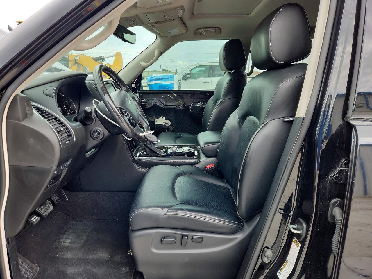 2021 INFINITI QX80 LUXE photo 19