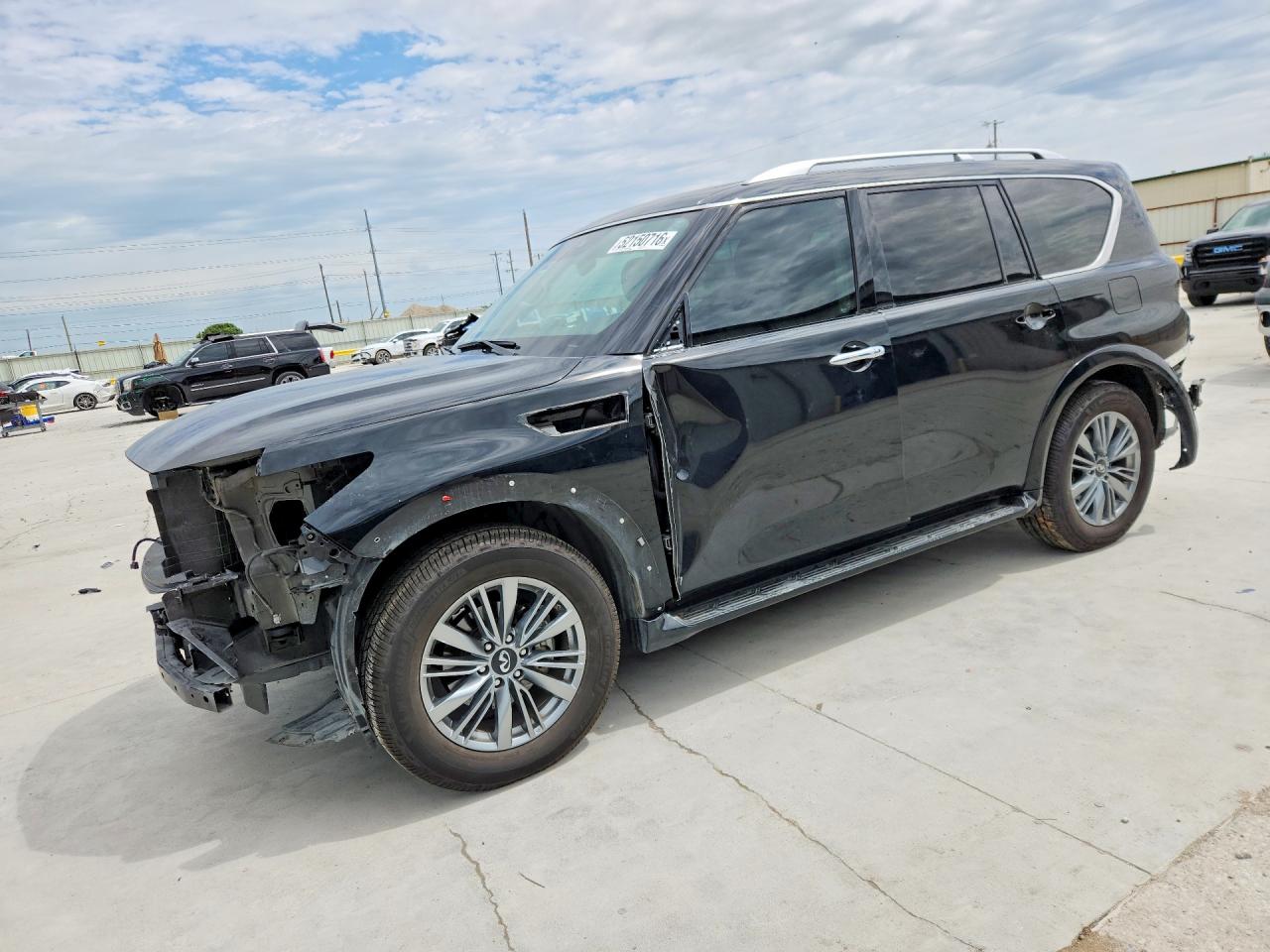 2021 INFINITI QX80