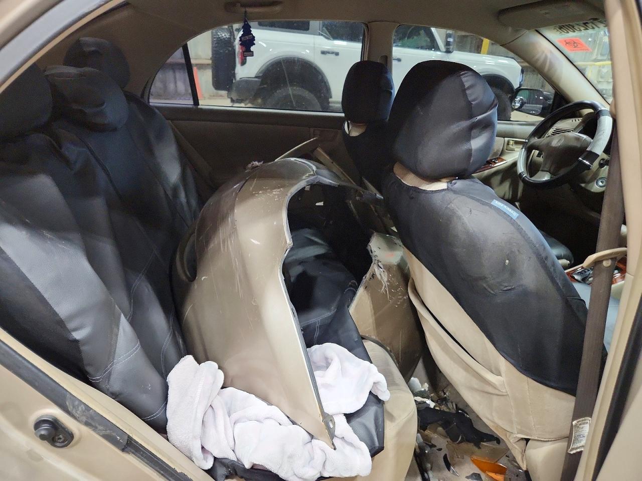 2006 TOYOTA COROLLA LE photo 28