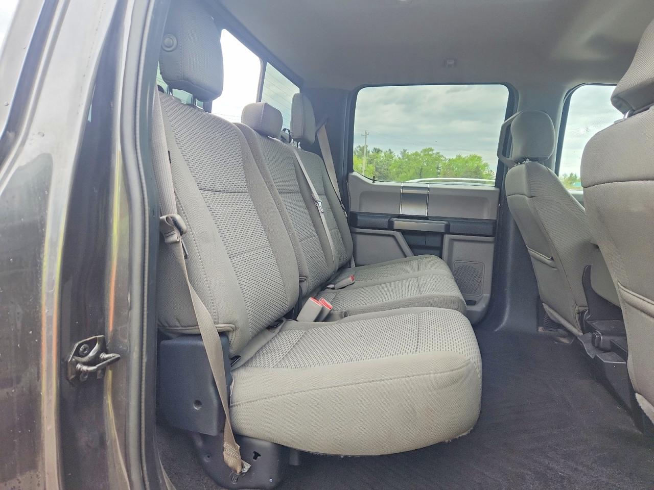 2017 FORD F150 SUPERCREW photo 19