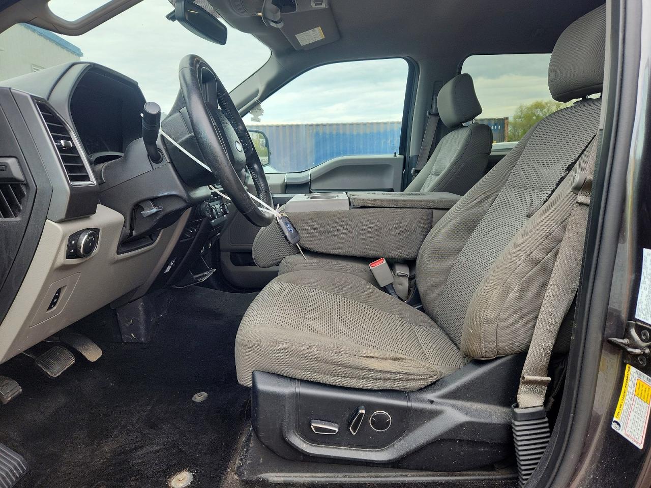 2017 FORD F150 SUPERCREW photo 13