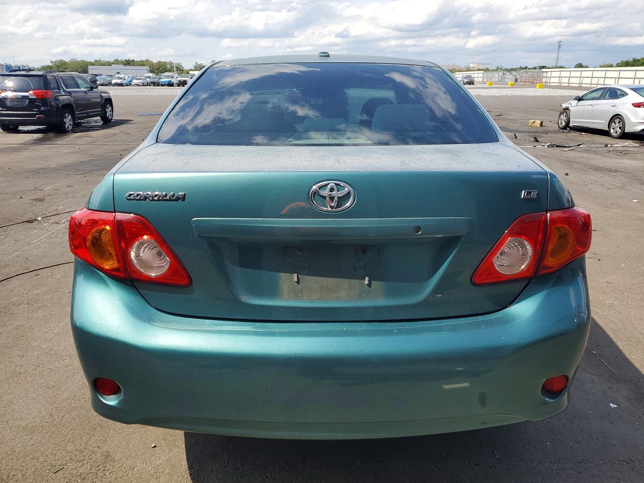 2009 TOYOTA COROLLA LE photo 11