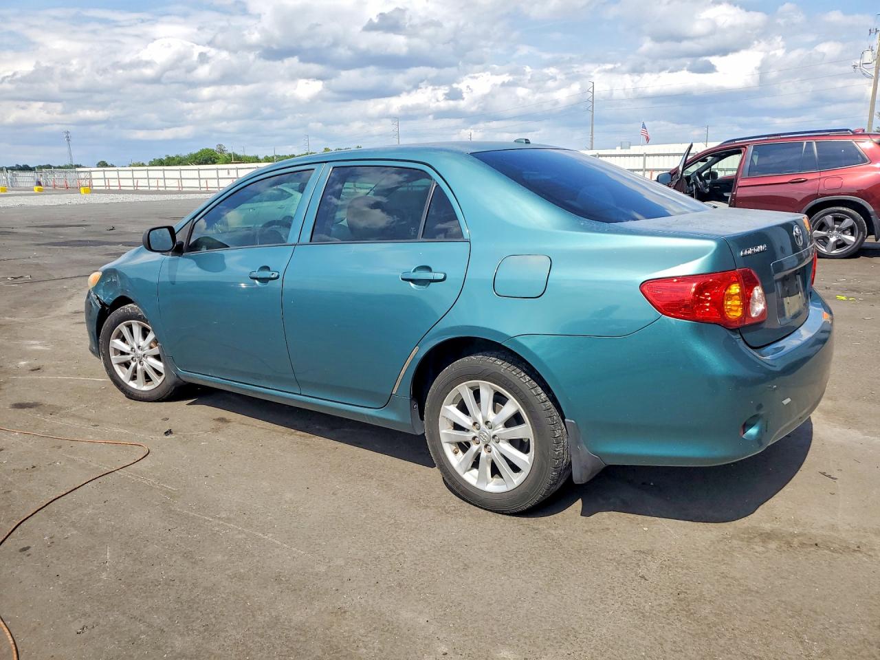 2009 TOYOTA COROLLA LE photo 3