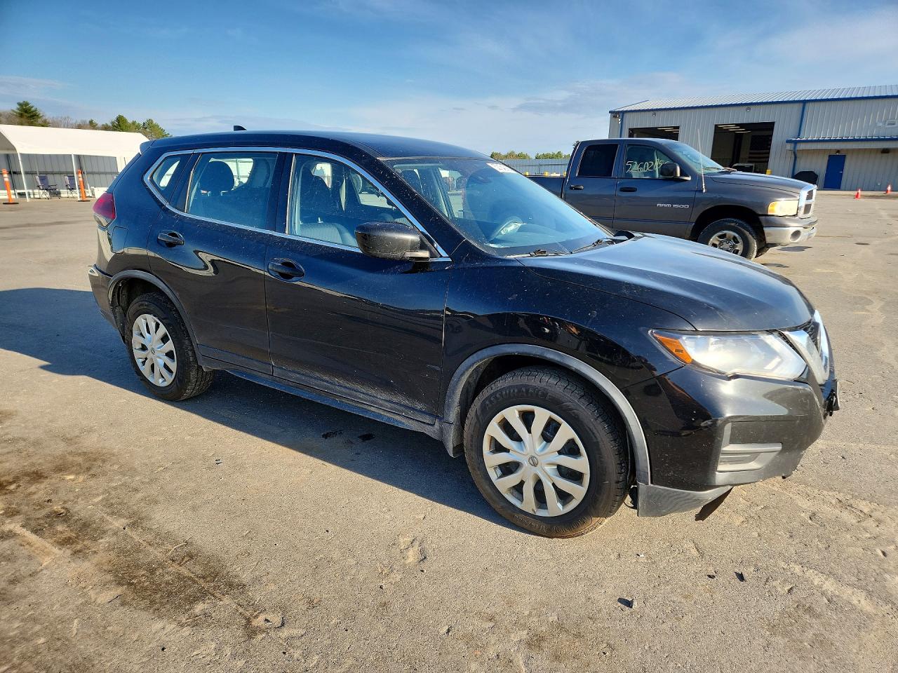 2019 NISSAN ROGUE S photo 10