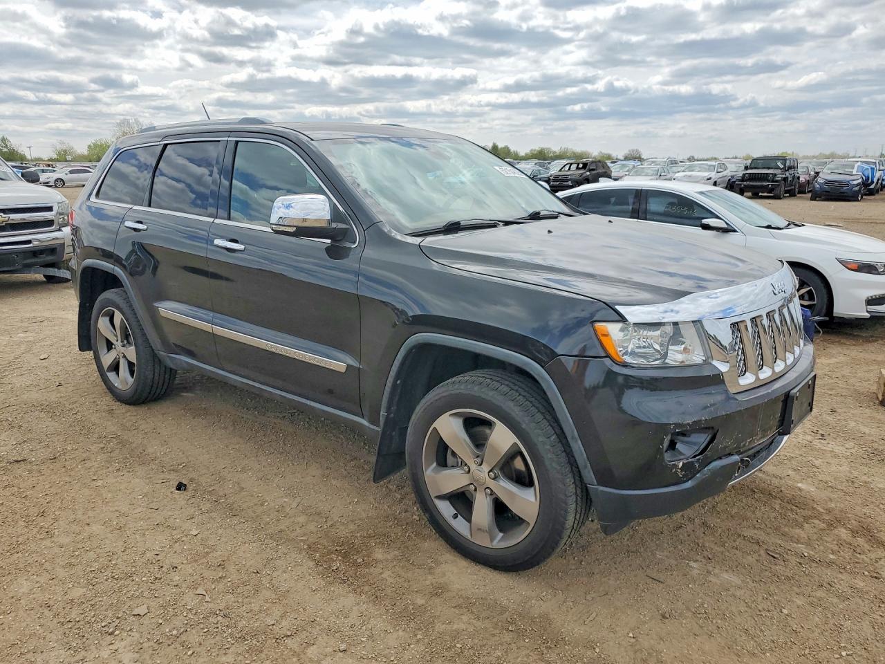 2012 JEEP GRAND CHEROKEE OVERLAND photo 4