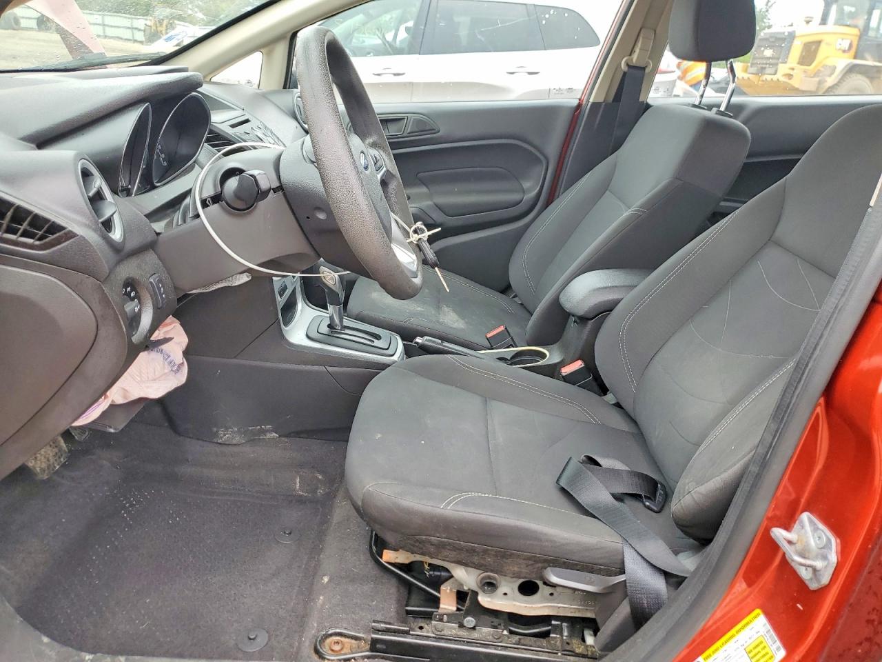 2018 FORD FIESTA SE photo 7