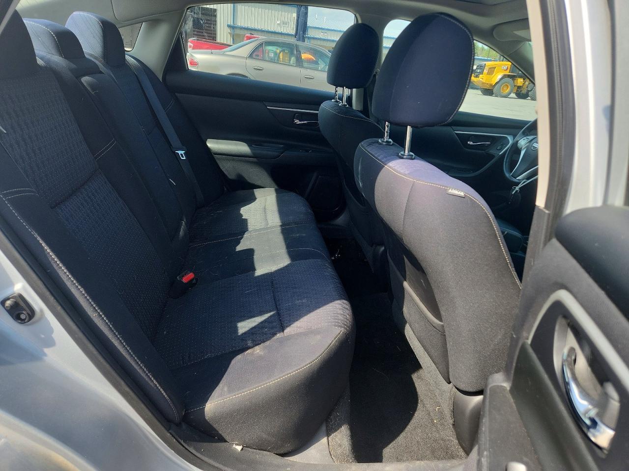 2016 NISSAN ALTIMA 2.5 SV photo 19