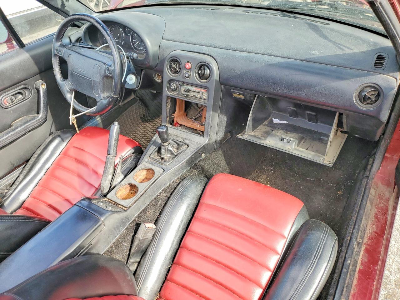 1992 MAZDA MX-5 MIATA photo 8