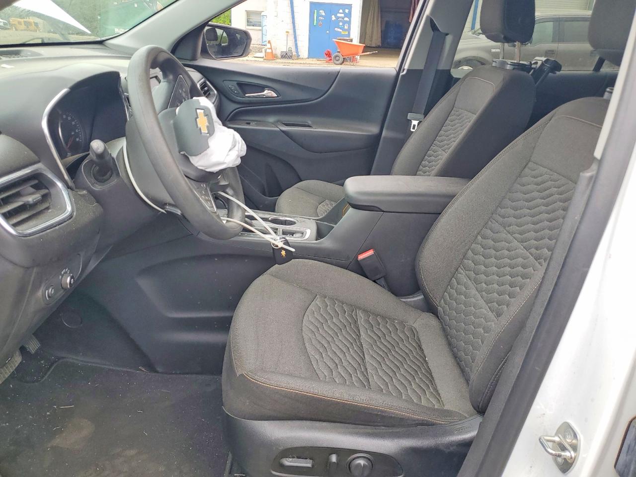 2020 CHEVROLET EQUINOX LT photo 7