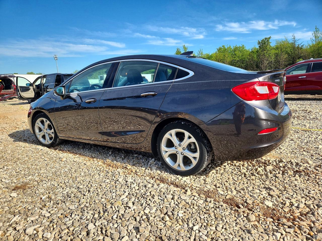 2017 CHEVROLET CRUZE PREMIER photo 3