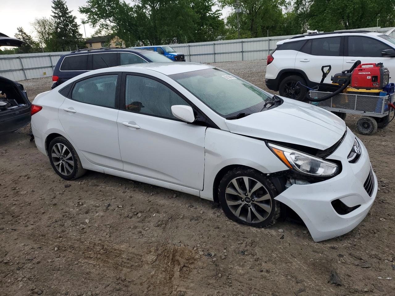 2017 HYUNDAI ACCENT SE photo 7