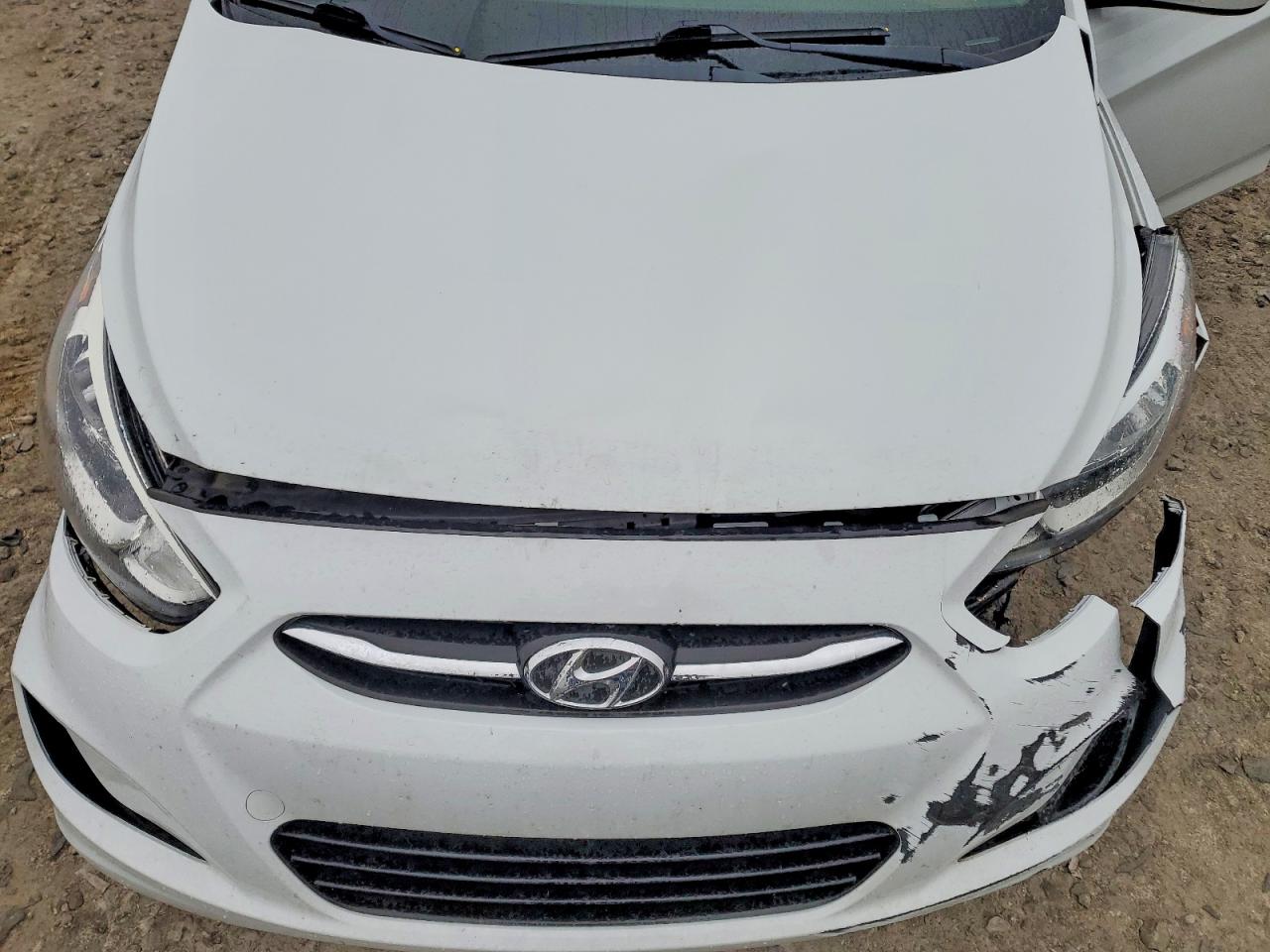 2017 HYUNDAI ACCENT SE photo 21