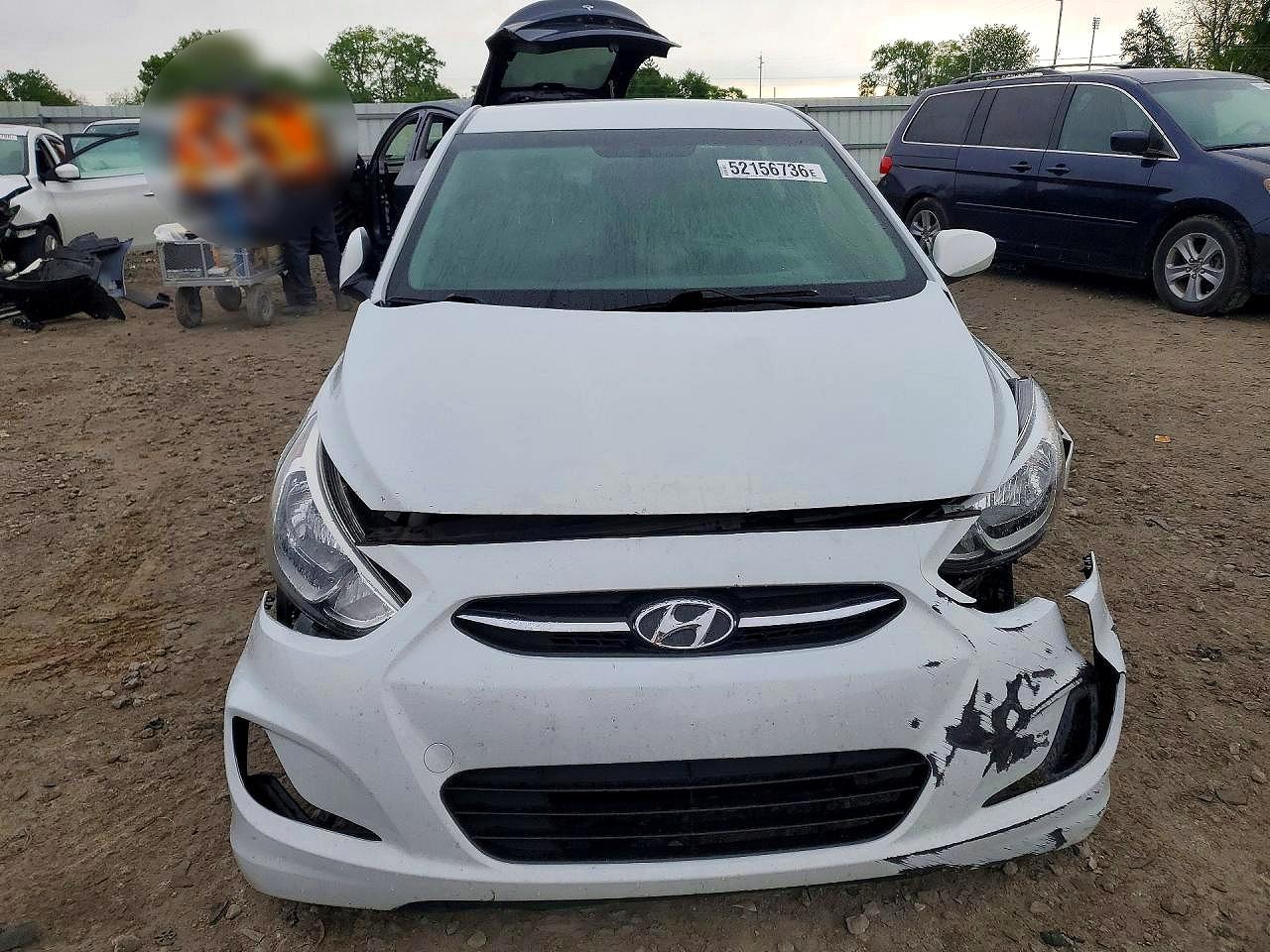 2017 HYUNDAI ACCENT SE photo 9