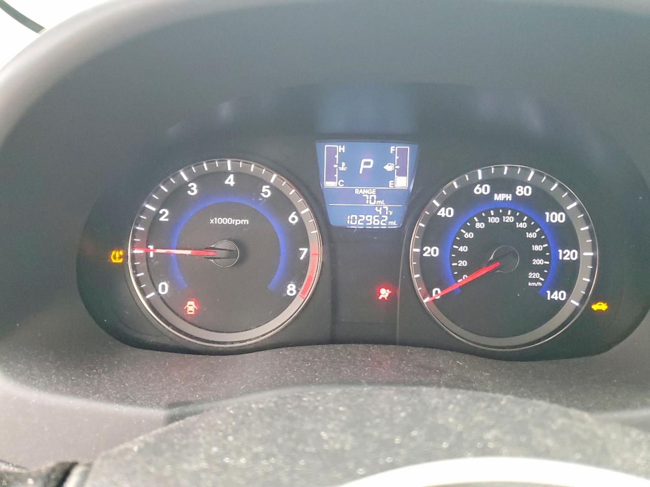 2017 HYUNDAI ACCENT SE photo 17