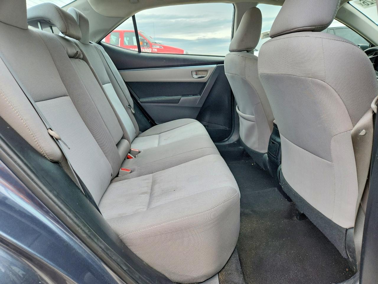 2016 TOYOTA COROLLA LE photo 19