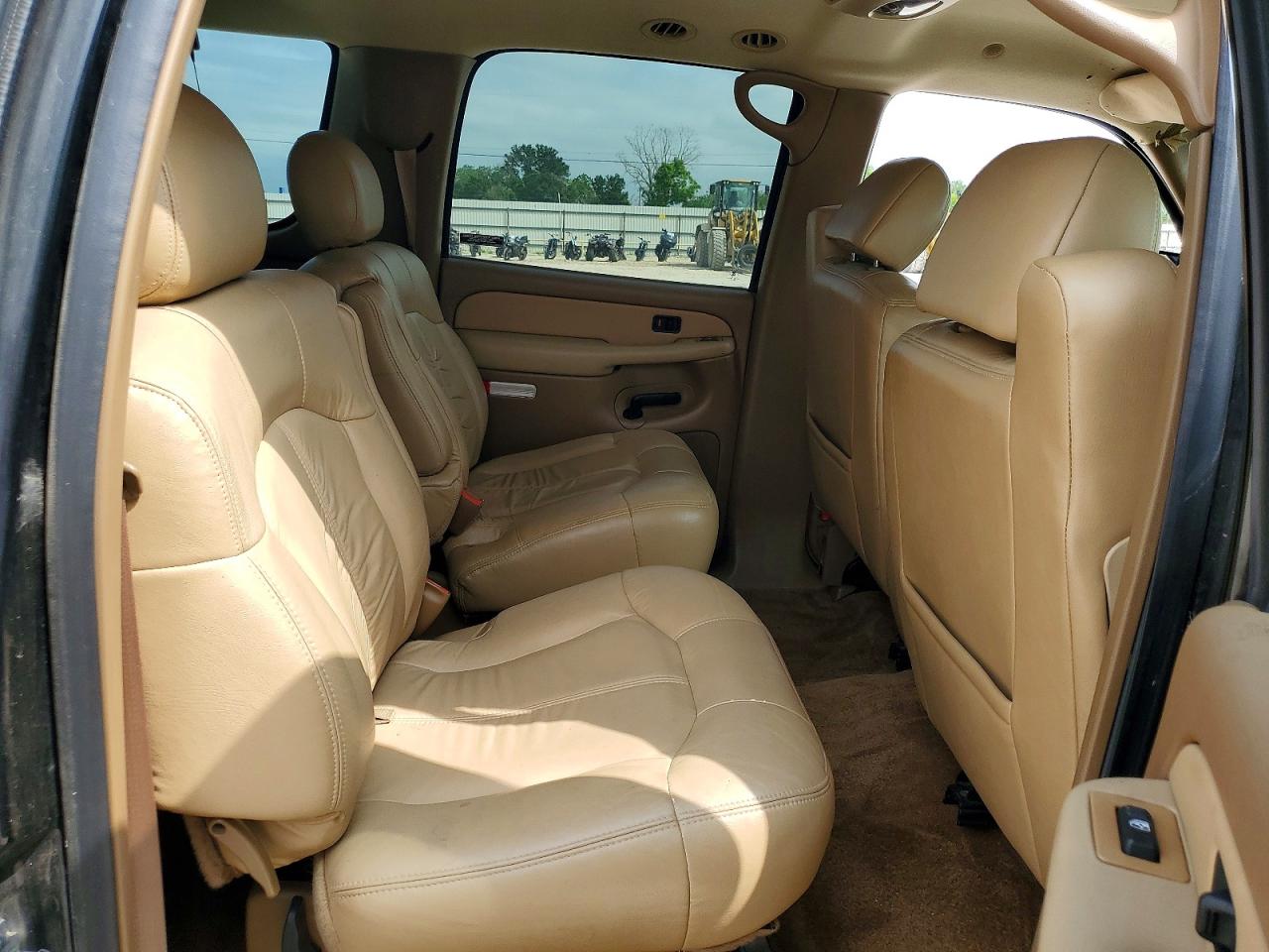 2000 CHEVROLET SUBURBAN C1500 photo 31