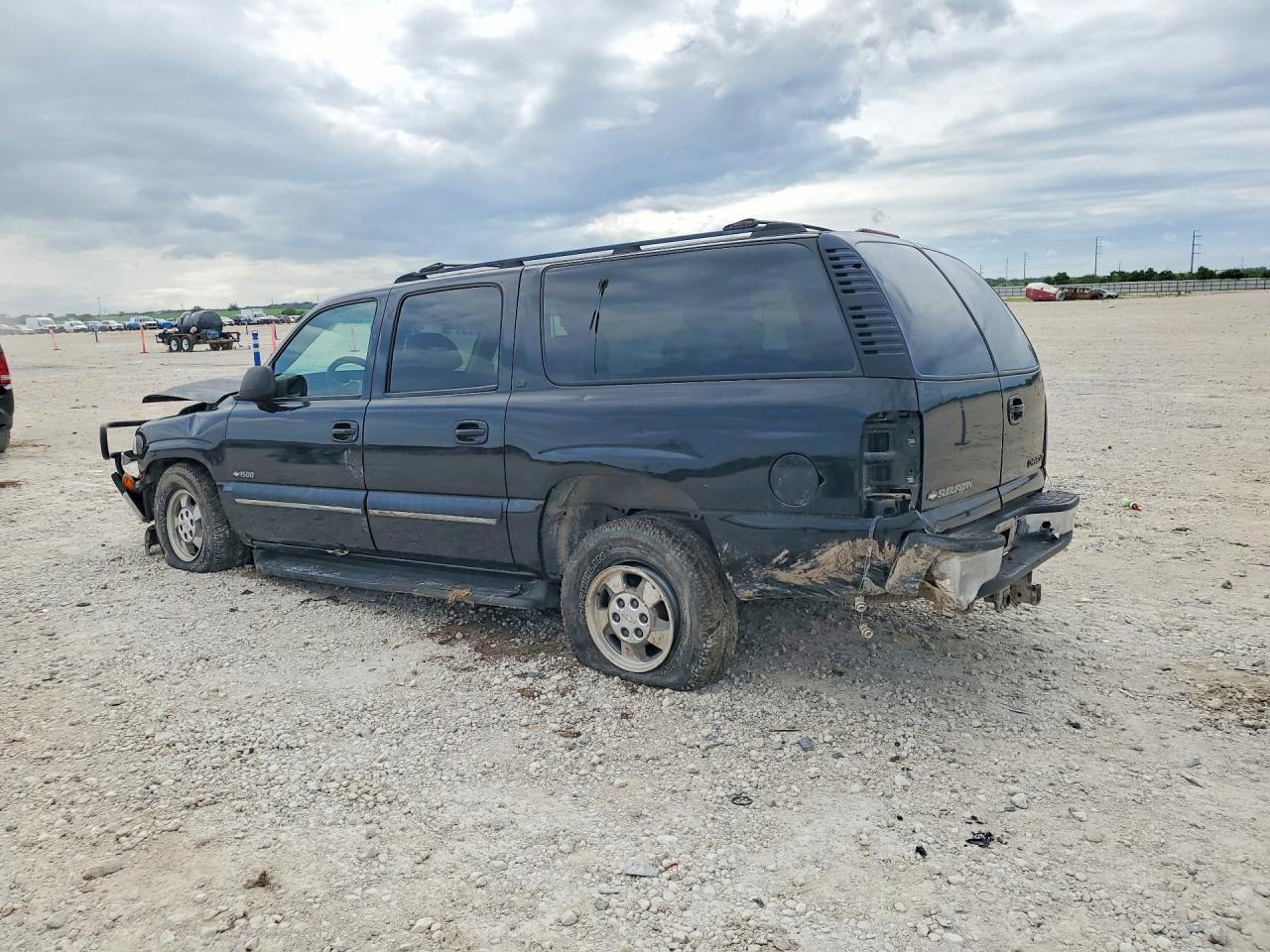 2000 CHEVROLET SUBURBAN C1500 photo 4