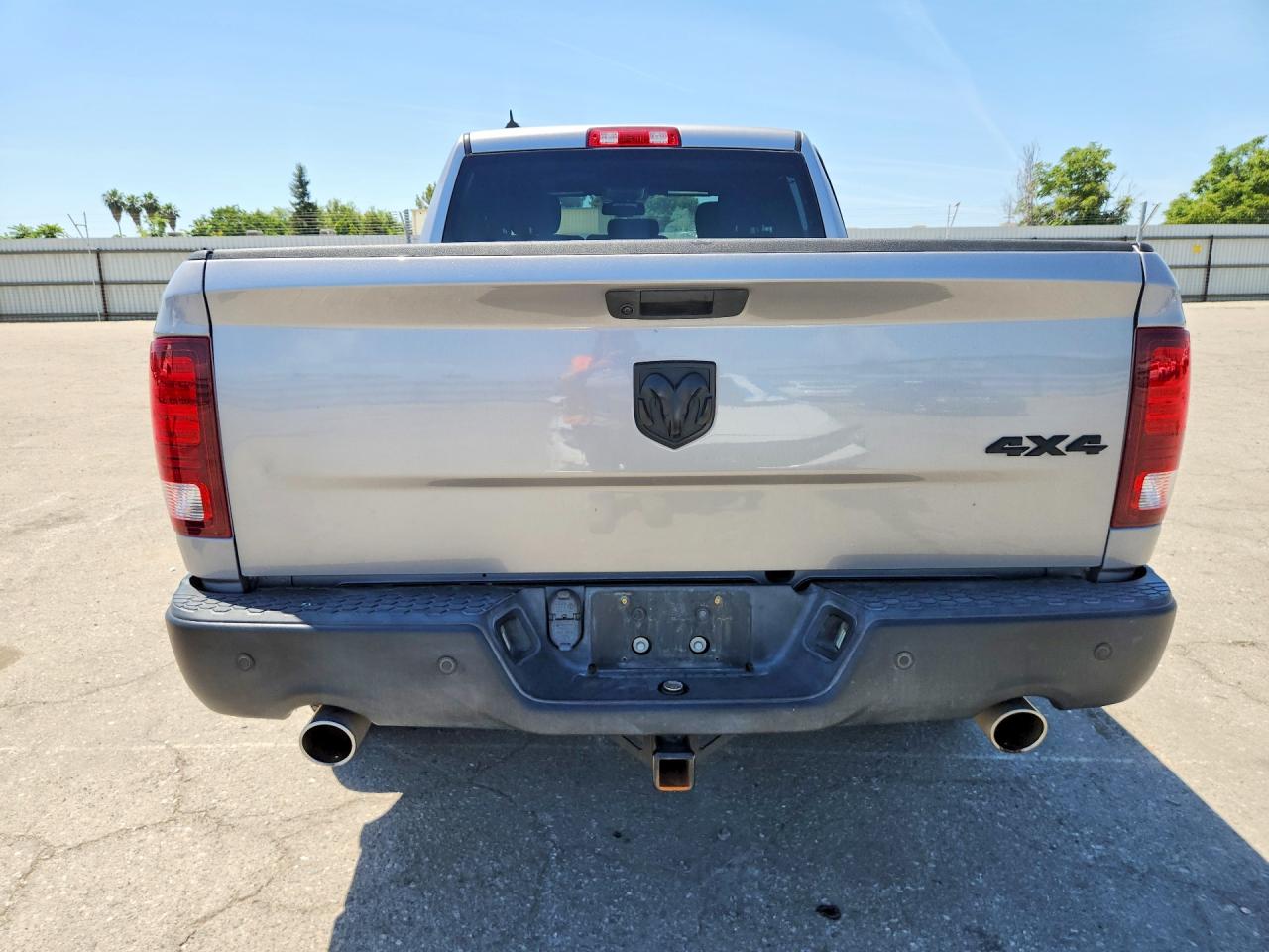 2021 RAM 1500 CLASSIC SLT photo 6