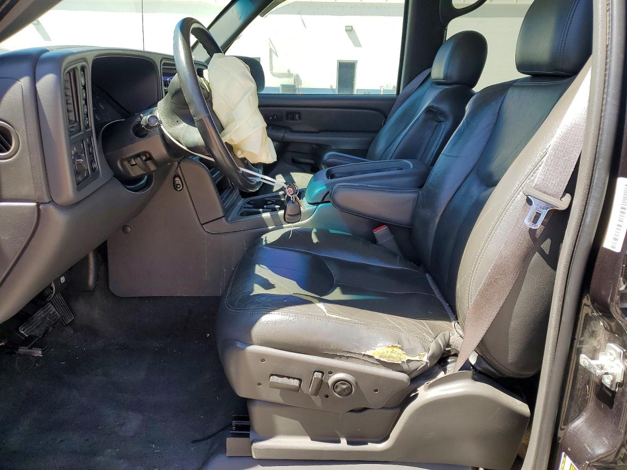 2004 CHEVROLET SILVERADO K1500 photo 19