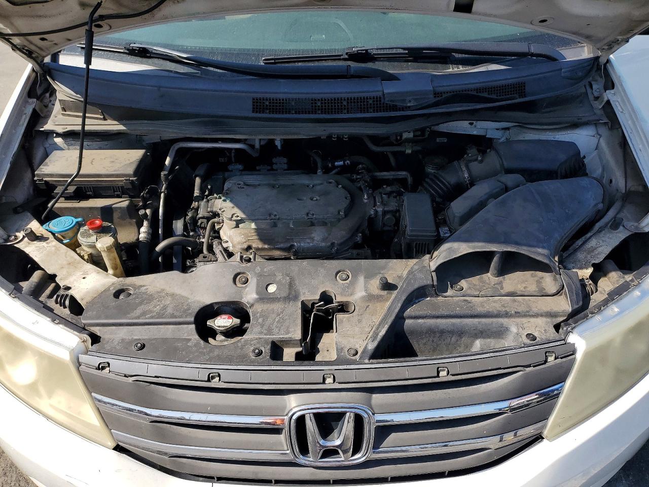 2013 HONDA ODYSSEY LX photo 21