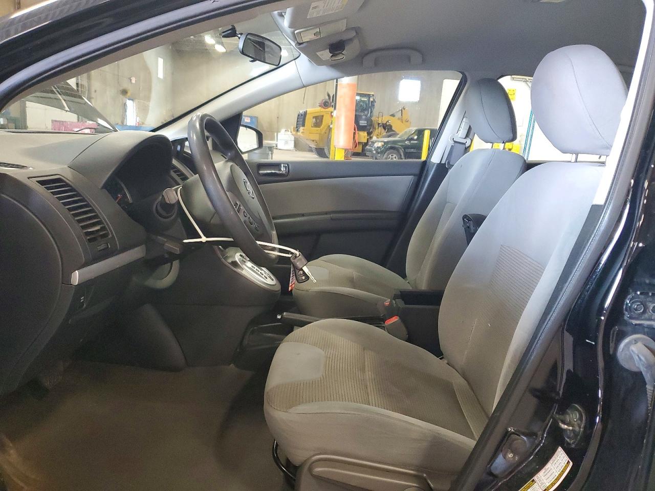 2011 NISSAN SENTRA 2.0 photo 13