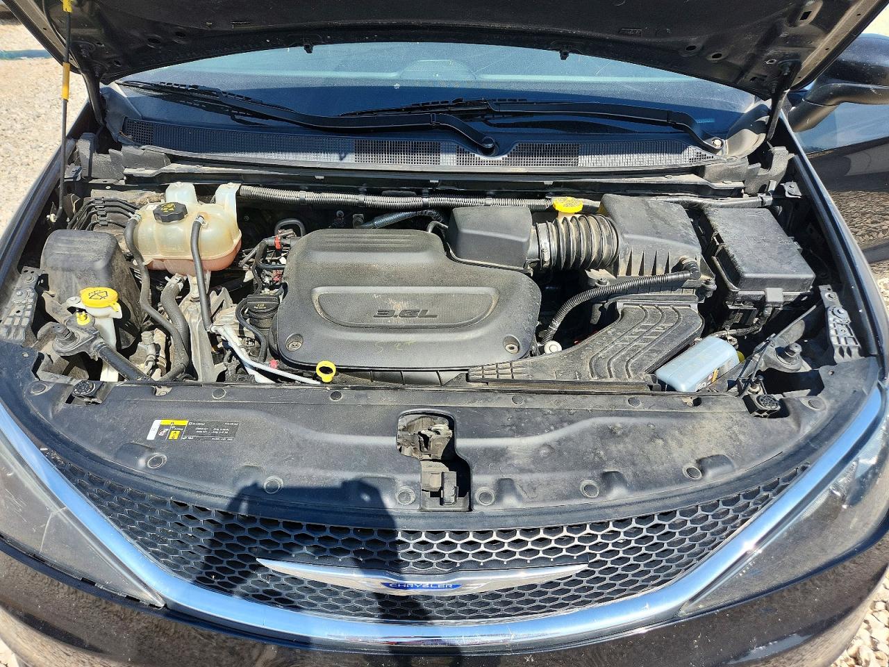 2020 CHRYSLER VOYAGER LXI photo 23
