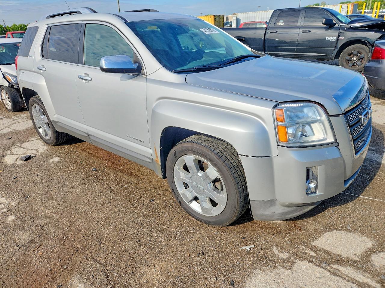 2011 GMC TERRAIN SLT photo 10