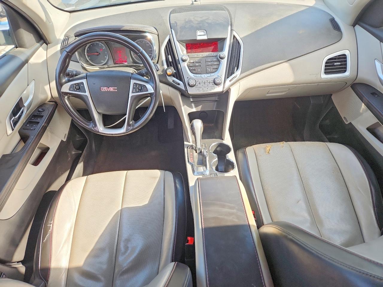2011 GMC TERRAIN SLT photo 22