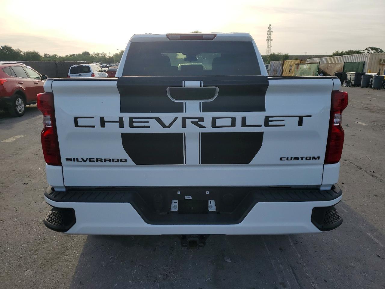 2025 CHEVROLET SILVERADO C1500 CUSTOM photo 11
