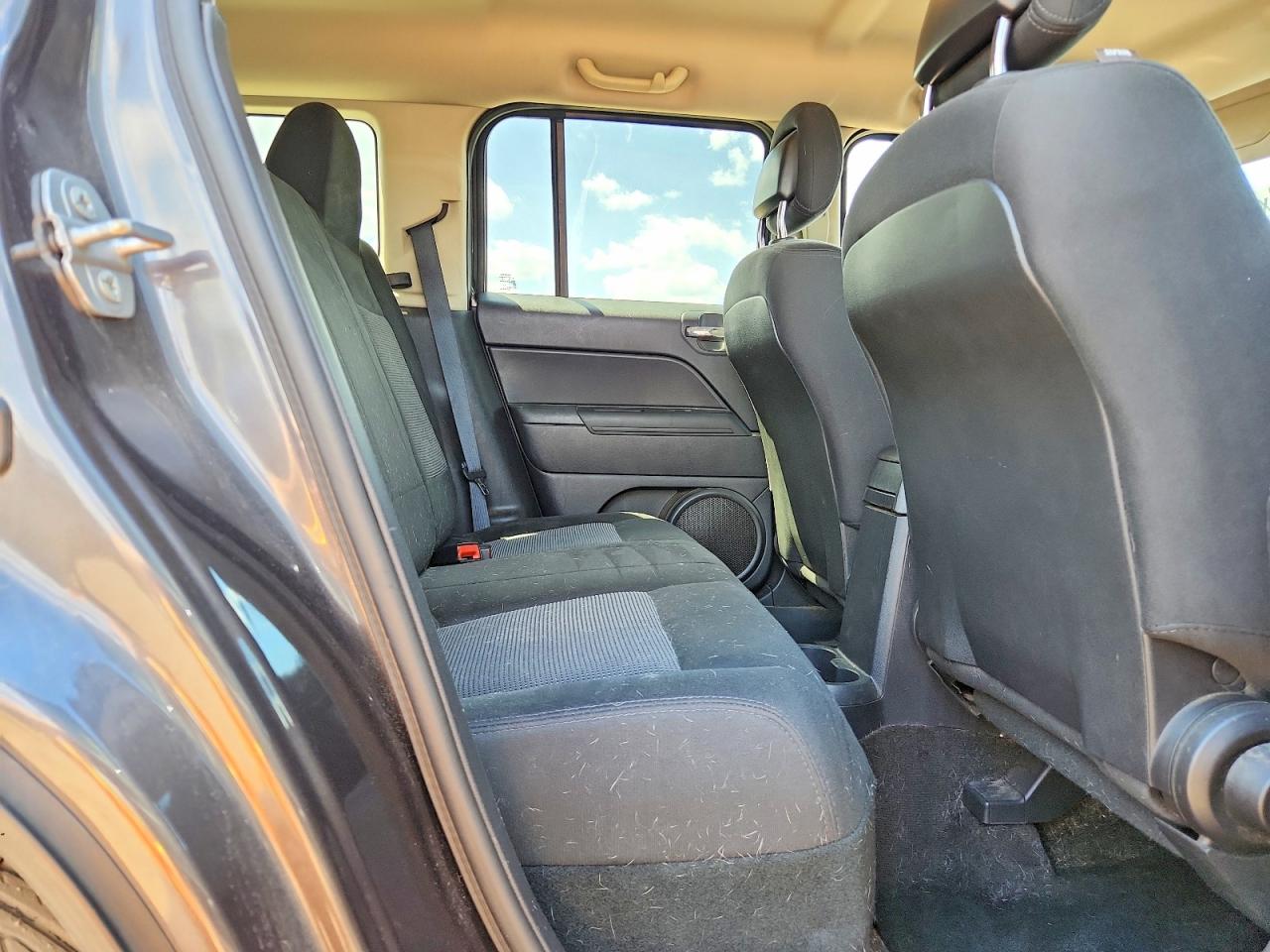 2015 JEEP PATRIOT SPORT photo 21